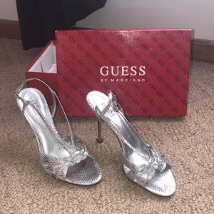 Women’s gorgeous silver Guess heels